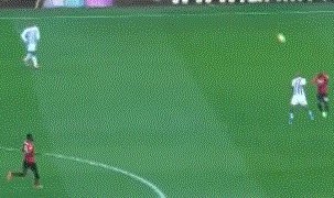 2026世界杯-【意甲】伊布补时凌空斩救主 AC米兰客场平乌迪内斯